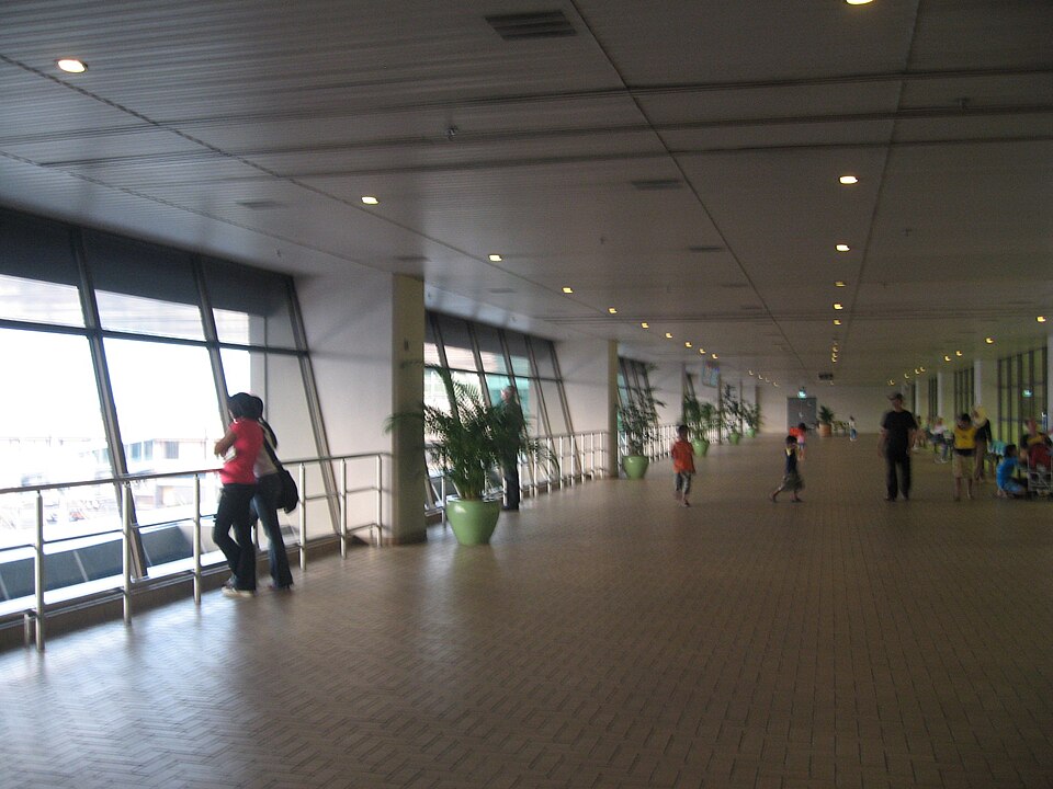 Terminal 1